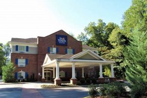 Best Extended Stay Hotels Near Me: Monthly Rates | Crown American Hotels | Luxury, Comfort & Top Destinations