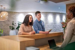 Book America Hotel Now: Check In Today! | Crown American Hotels | Luxury, Comfort & Top Destinations