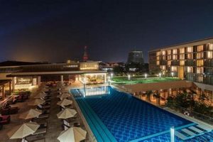 Book America Hotel Rooms for a Day | Crown American Hotels | Luxury, Comfort & Top Destinations