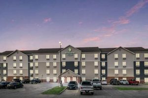 Best Extended Stay Hotels in Denton TX | Top Suites | Crown American Hotels | Luxury, Comfort & Top Destinations