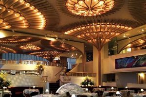 Best American Restaurants: A Diner's Guide | Crown American Hotels | Luxury, Comfort & Top Destinations