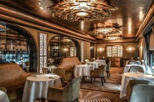 Best Hotel & Restaurant in America: Dine & Stay Crown American Hotels | Luxury, Comfort & Top Destinations Best Hotel & Restaurant in America: Dine & Stay | Crown American Hotels | Luxury, Comfort & Top Destinations