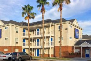 Best Extended Stay Hotels in Houston, TX Crown American Hotels | Luxury, Comfort & Top Destinations Best Extended Stay Hotels in Houston, TX | Crown American Hotels | Luxury, Comfort & Top Destinations