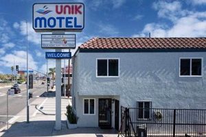 Best Price Motels: Find Cheap Motel Deals Crown American Hotels | Luxury, Comfort & Top Destinations Best Price Motels: Find Cheap Motel Deals | Crown American Hotels | Luxury, Comfort & Top Destinations