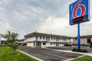 Motel 6 Jobs Near You: Now Hiring! Crown American Hotels | Luxury, Comfort & Top Destinations Motel 6 Jobs Near You: Now Hiring! | Crown American Hotels | Luxury, Comfort & Top Destinations