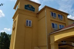 Top Extended Stay Hotels in Union City, GA | Crown American Hotels | Luxury, Comfort & Top Destinations