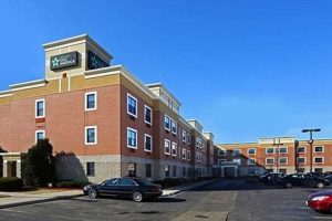 Best Extended Stay Hotels in Chicago | Crown American Hotels | Luxury, Comfort & Top Destinations