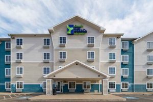 Best Extended Stay America in Pearland, TX | Crown American Hotels | Luxury, Comfort & Top Destinations
