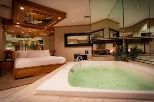 Best Whirlpool Suites Near You: Hot Tub Hotels | Crown American Hotels | Luxury, Comfort & Top Destinations