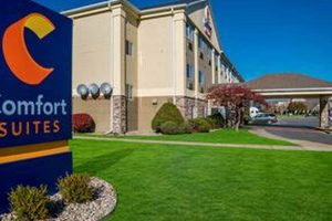 Best Hotels Near Me Within 0.2 Mi - Top Deals | Crown American Hotels | Luxury, Comfort & Top Destinations