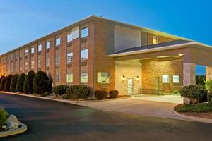 Best Hotels Near Six Flags Great America Gurnee | Crown American Hotels | Luxury, Comfort & Top Destinations