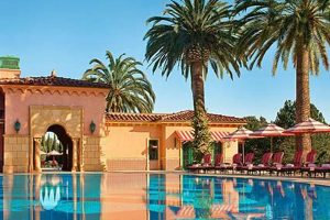 Find the Best American Hotels Near You Now | Crown American Hotels | Luxury, Comfort & Top Destinations