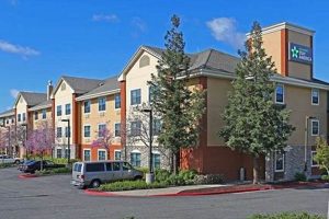 Extended Stay America Roseville: Comfortable & Convenient Suites | Crown American Hotels | Luxury, Comfort & Top Destinations