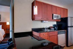 Best Cheap Extended Stay Hotels NYC: Deals & Discounts | Crown American Hotels | Luxury, Comfort & Top Destinations