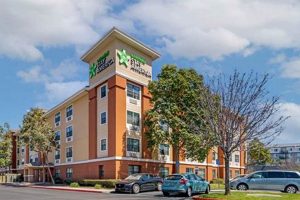 Best Extended Stay Hotels in Orange CA | Crown American Hotels | Luxury, Comfort & Top Destinations
