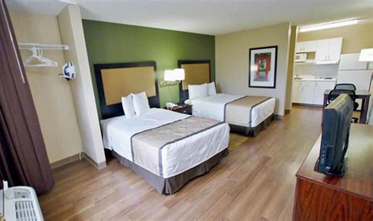 Find 2 Bedroom Extended Stay Near You Now | Crown American Hotels | Luxury, Comfort & Top Destinations